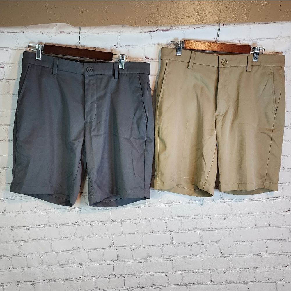 Men's Amazon Essentials flat front shorts bundle, size 34